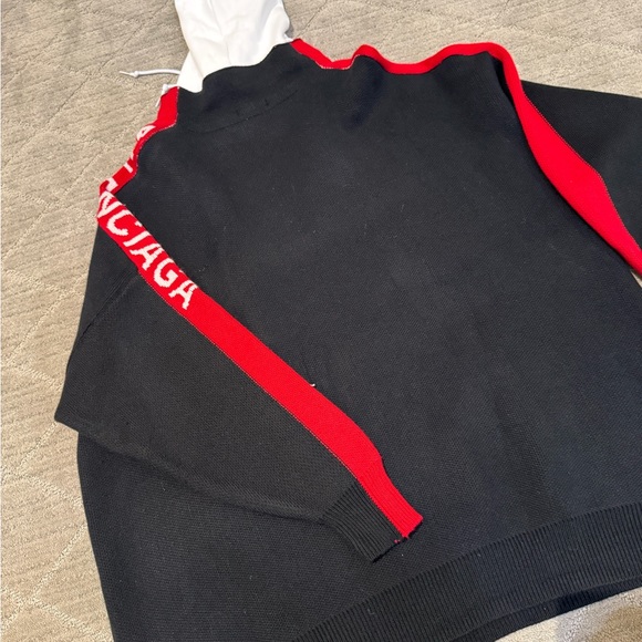 Authentic Balenciaga Sweater Hoodie Unisex - Picture 1 of 6